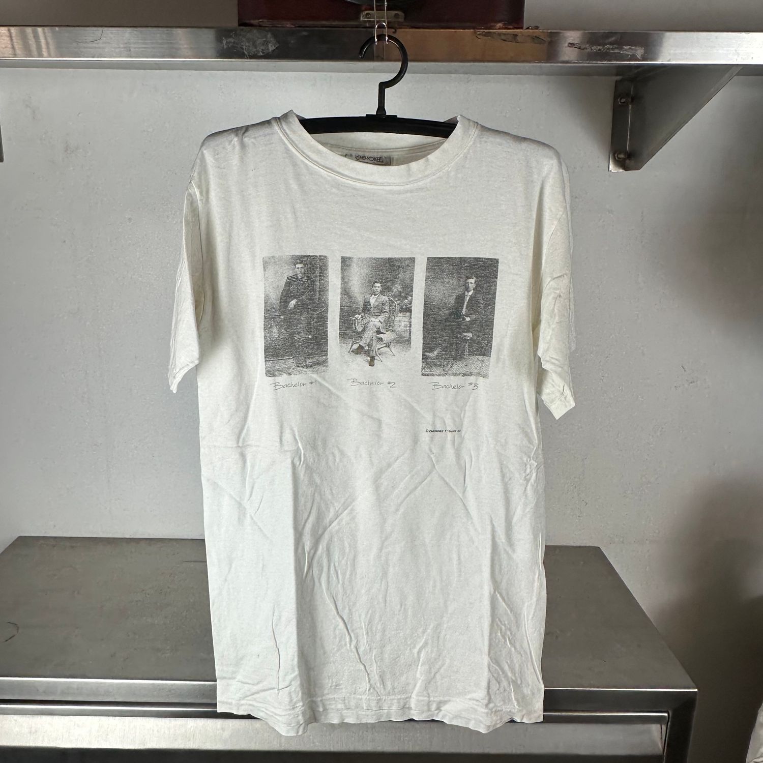 ​Vintage 90s Cherokee Bachelor Photography T-shirt