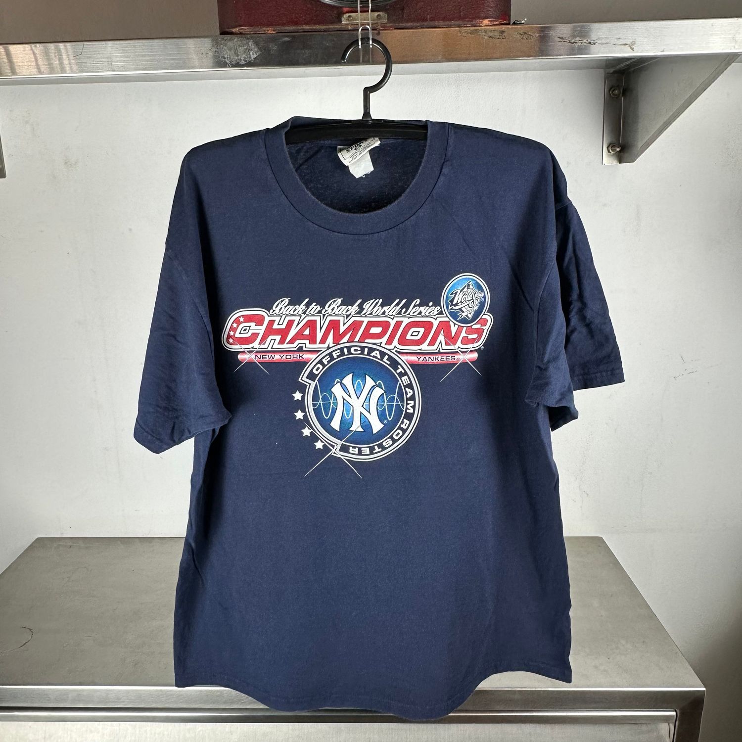 ​Vintage 1999 New York Yankees Champions MLB T-shirt