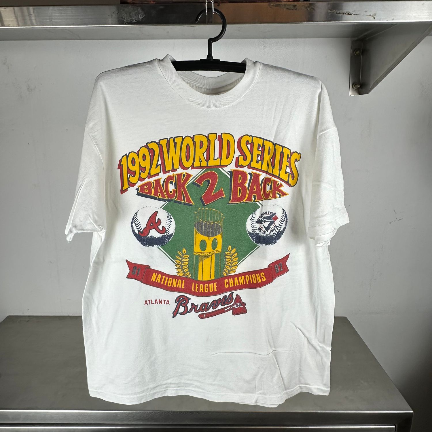​Vintage 1992 MLB World Series Braves VS Blue Jays T-shirt