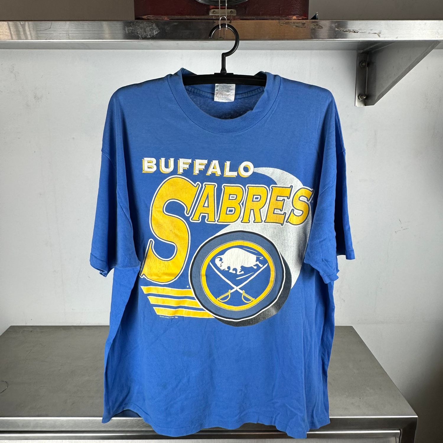 ​Vintage 1993 Buffalo Sabres Hockey NHL T-shirt