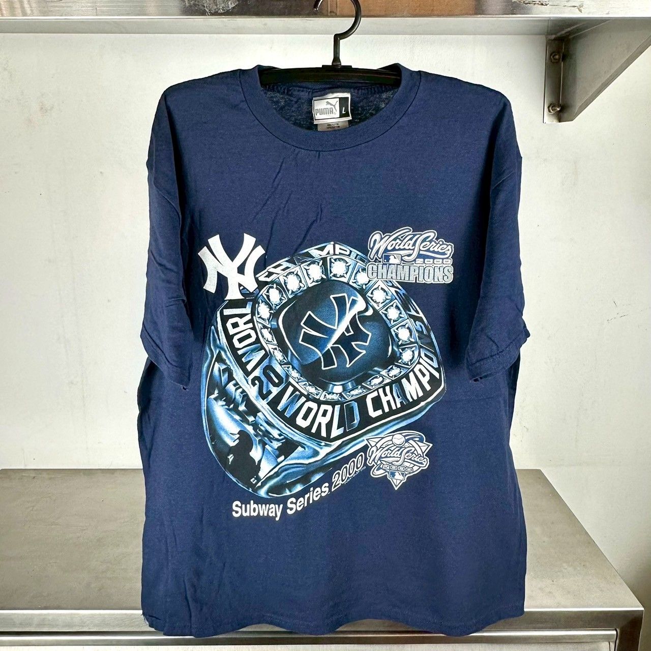 Vintage 2000 New York Yankees World Champions Ring MLB Puma T-shirt