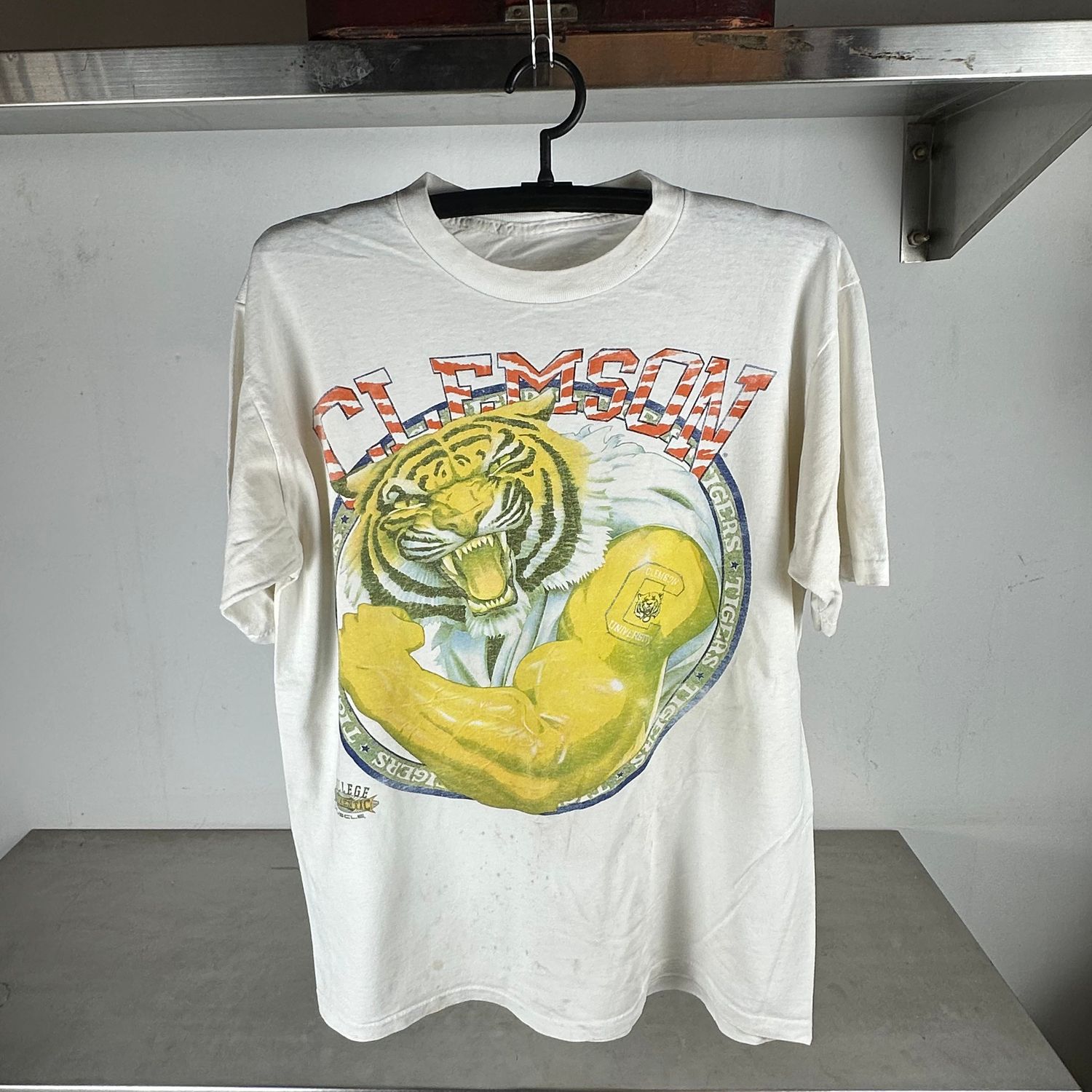 ​​Vintage 90s Clemson Tigers Mascot Muscle NCAA T-Shirt