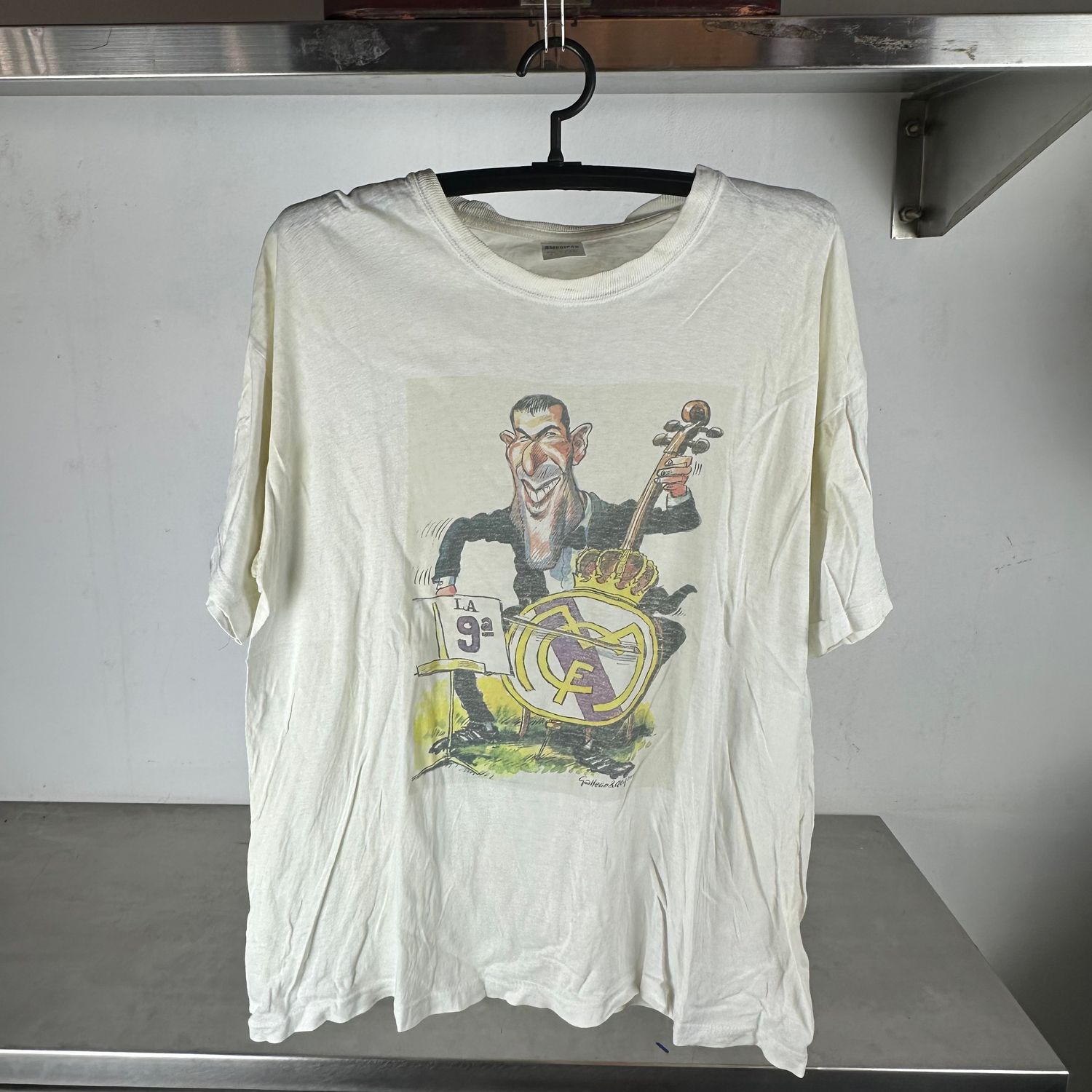 ​Vintage 2001 Zinedine Zidane Real Madrid Caricature Artwork T-shirt