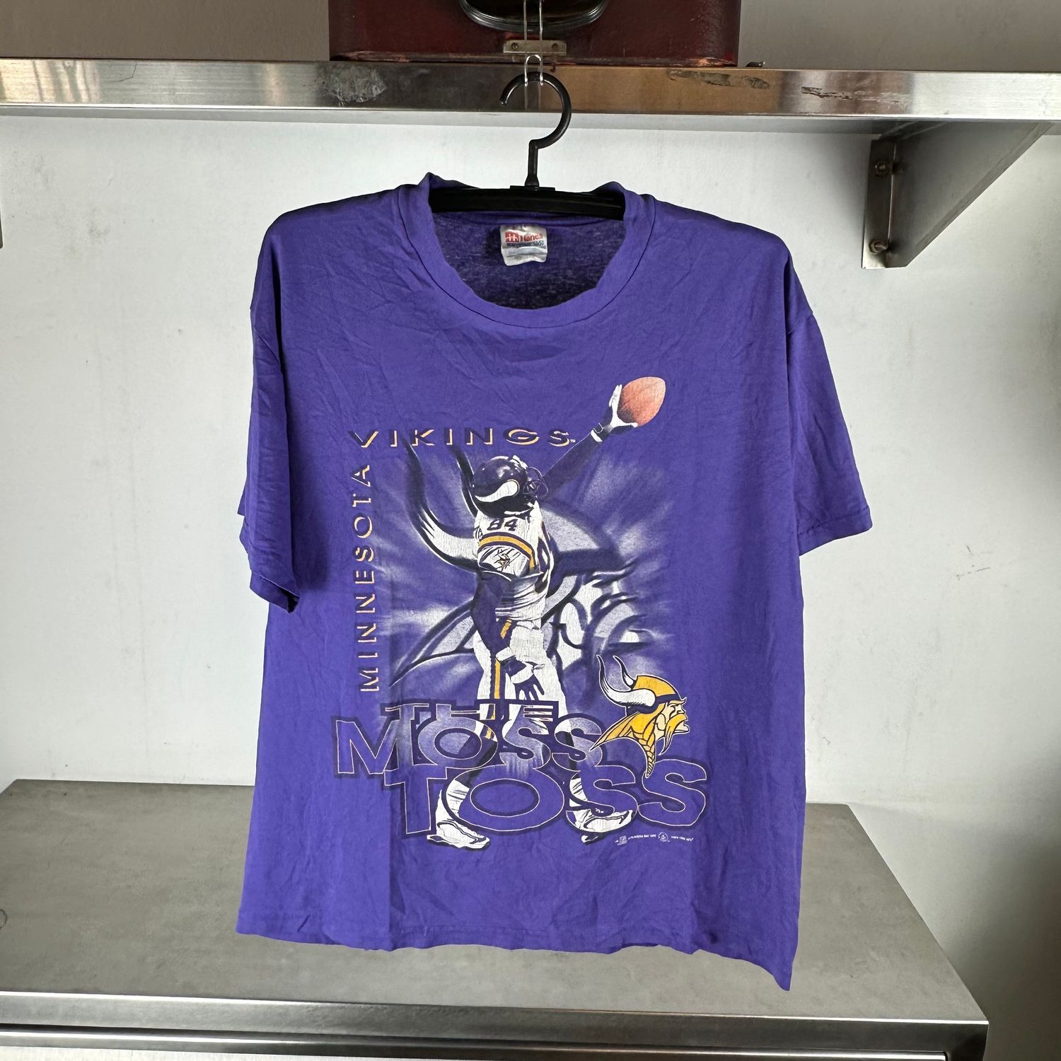 ​Vintage 1998 Randy Moss Minnesota Vikings NFL T-shirt