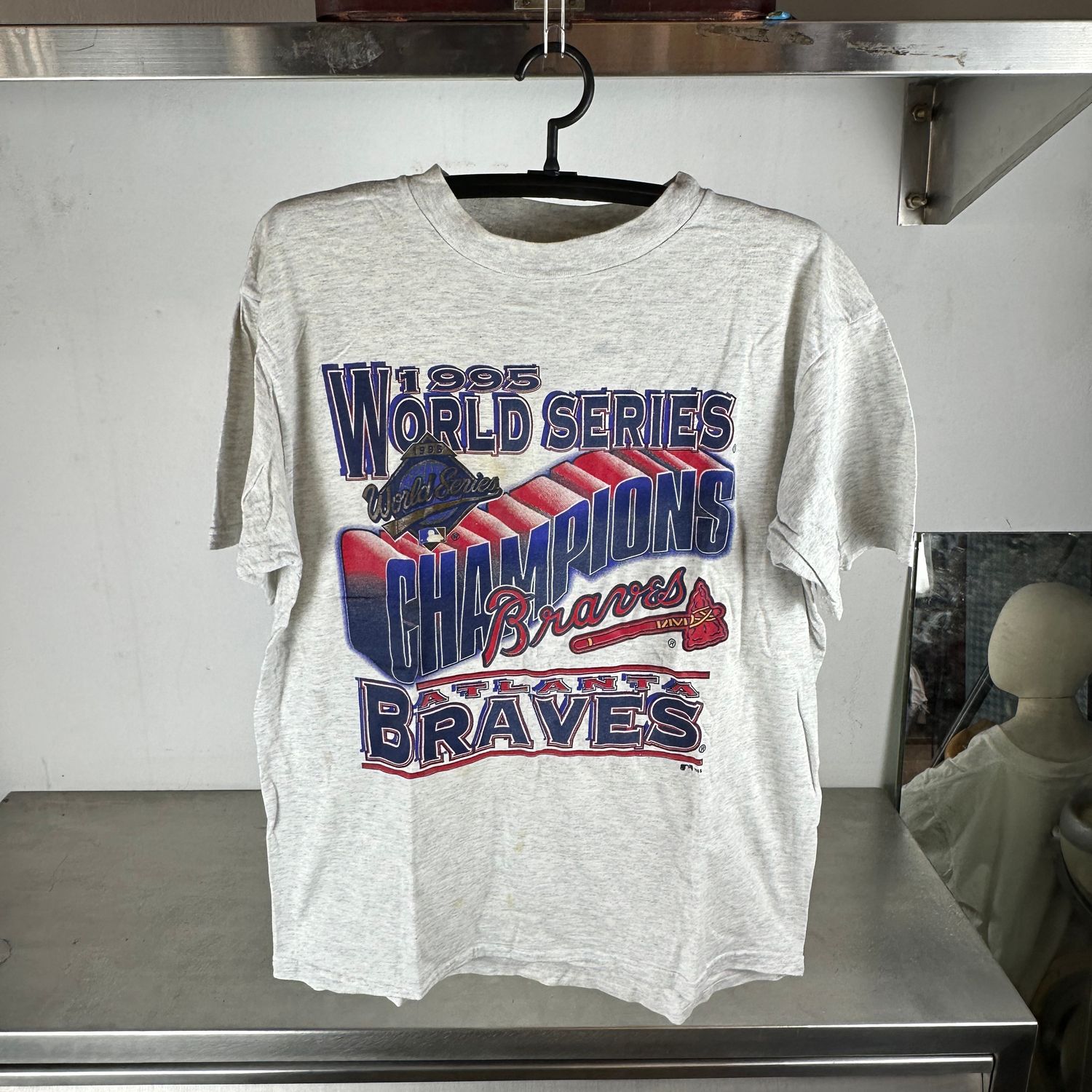 ​Vintage 1995 Atlanta Braves World Champions MLB T-shirt