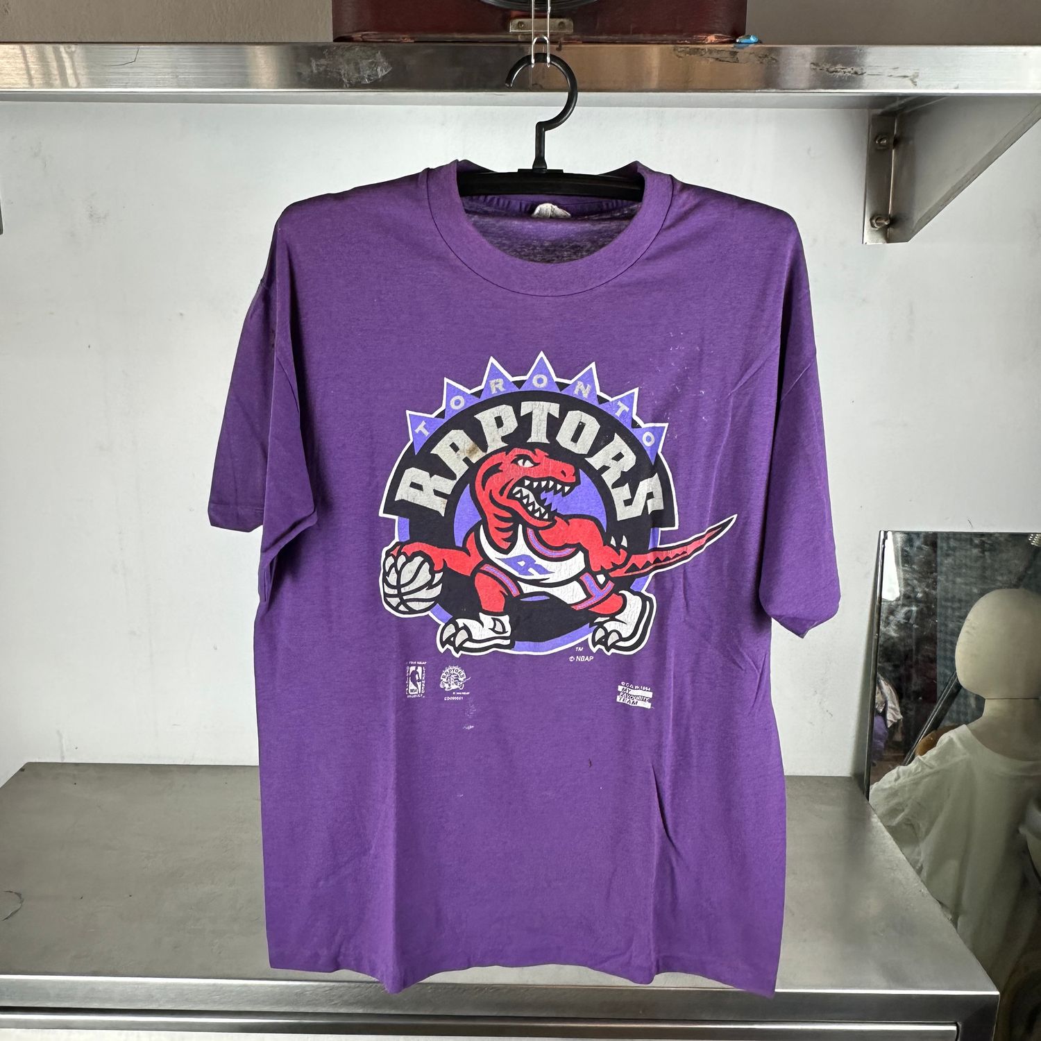 ​Vintage 1994 Toronto Raptors Basketball NBA T-shirt