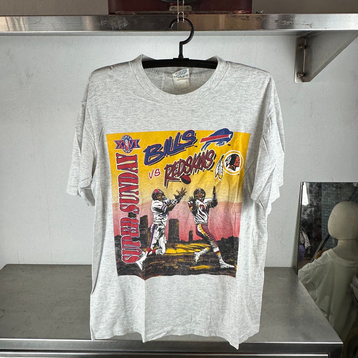 ​Vintage 1991 NFL Super Bowl Sunday Bills VS Redskins Nutmeg T-shirt