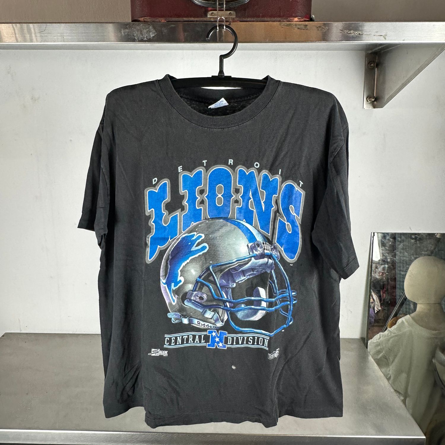 ​Vintage 90s Detroit Lions Salem Sportswear NFL T-shirt