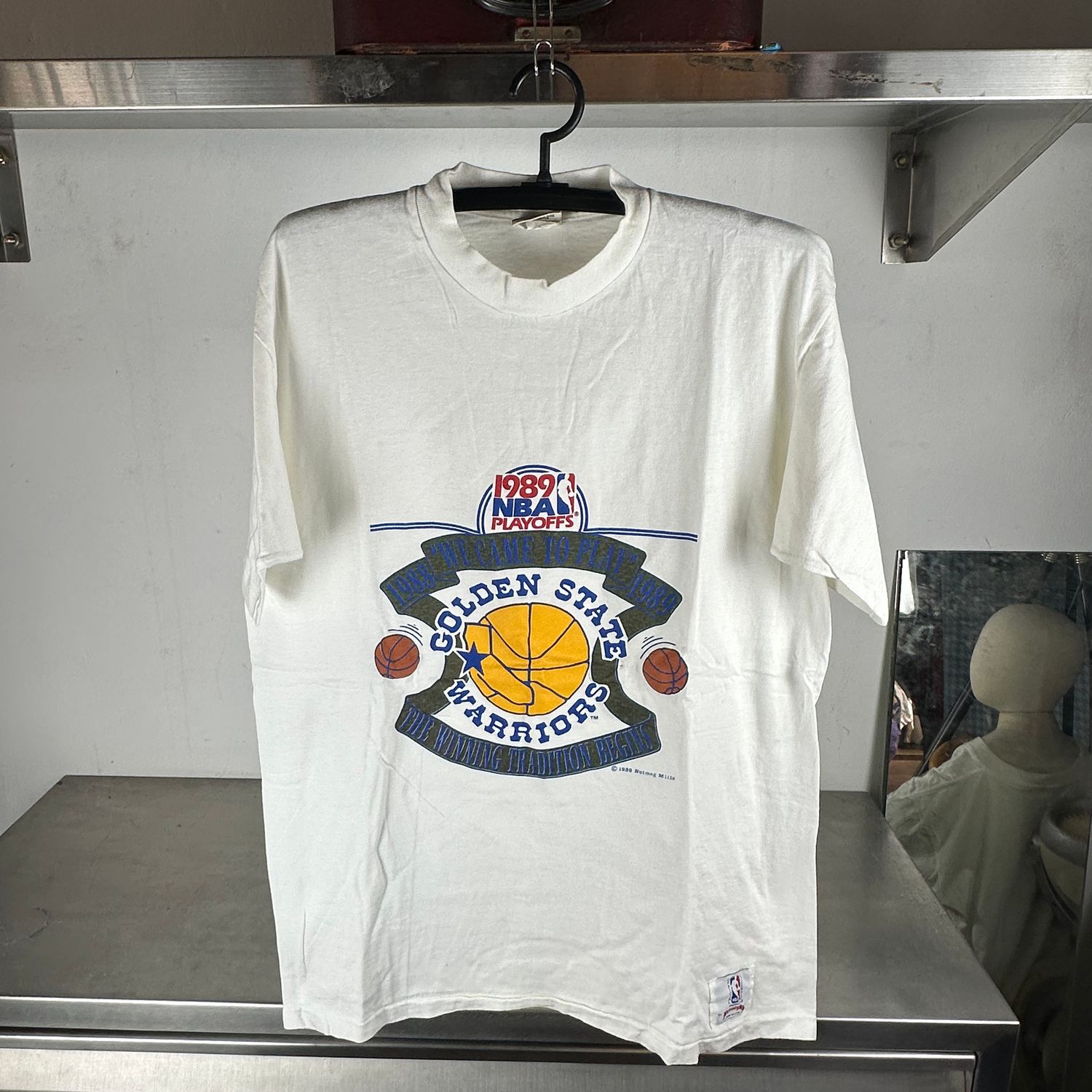 Vintage 1989 Golden State Warriors NBA Playoffs Nutmeg T-shirt