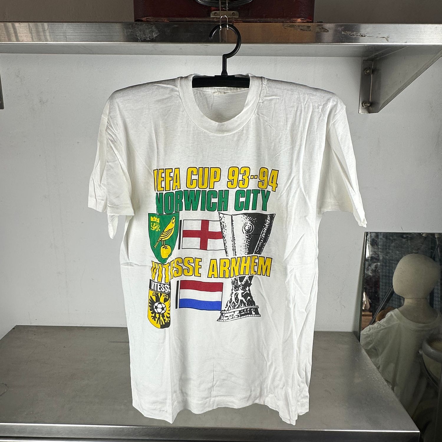 ​Vintage 1993-94 Soccer UEFA Cup Norwich City VS Vitesse T-shirt
