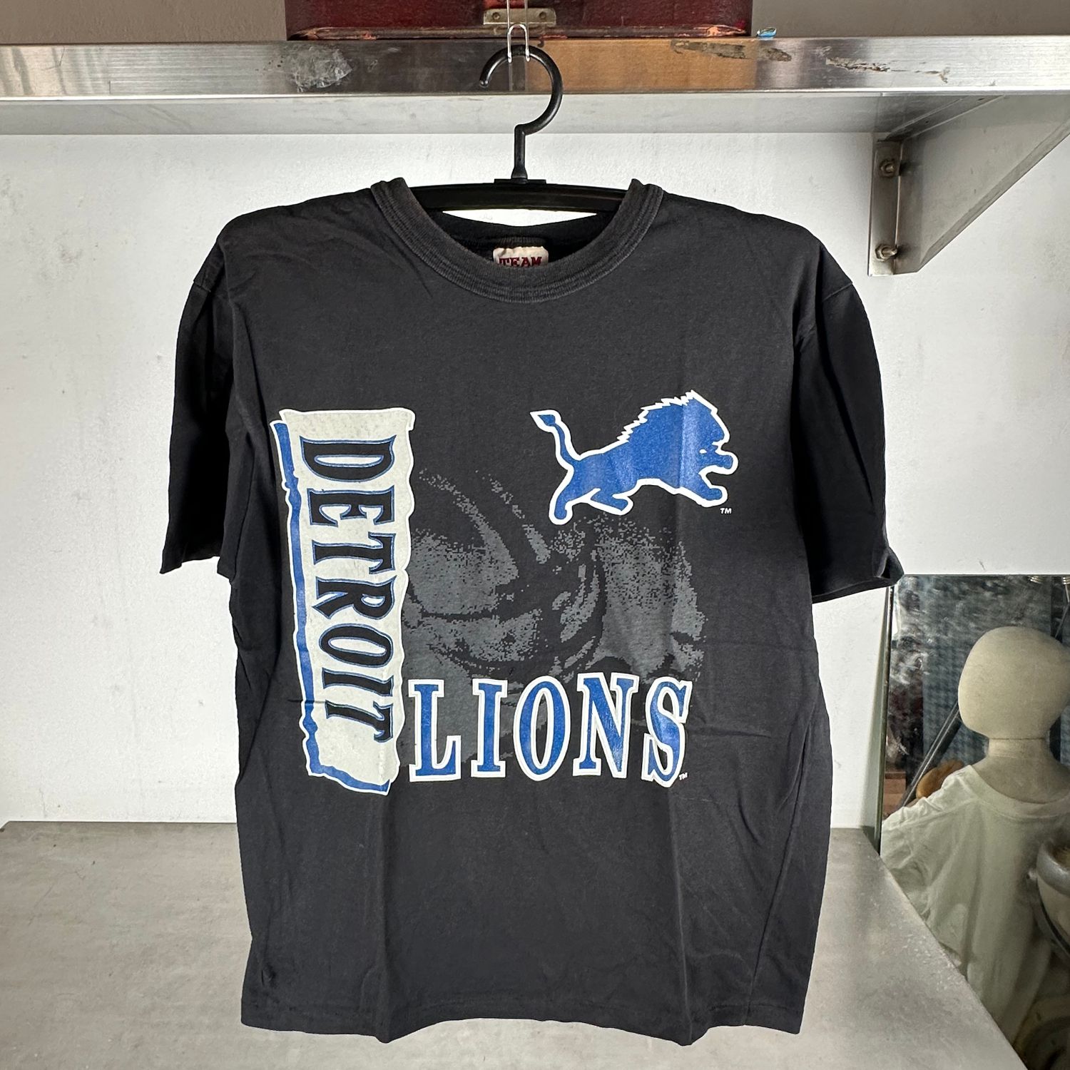 ​Vintage 90s Detroit Lions Football NFL T-shirt