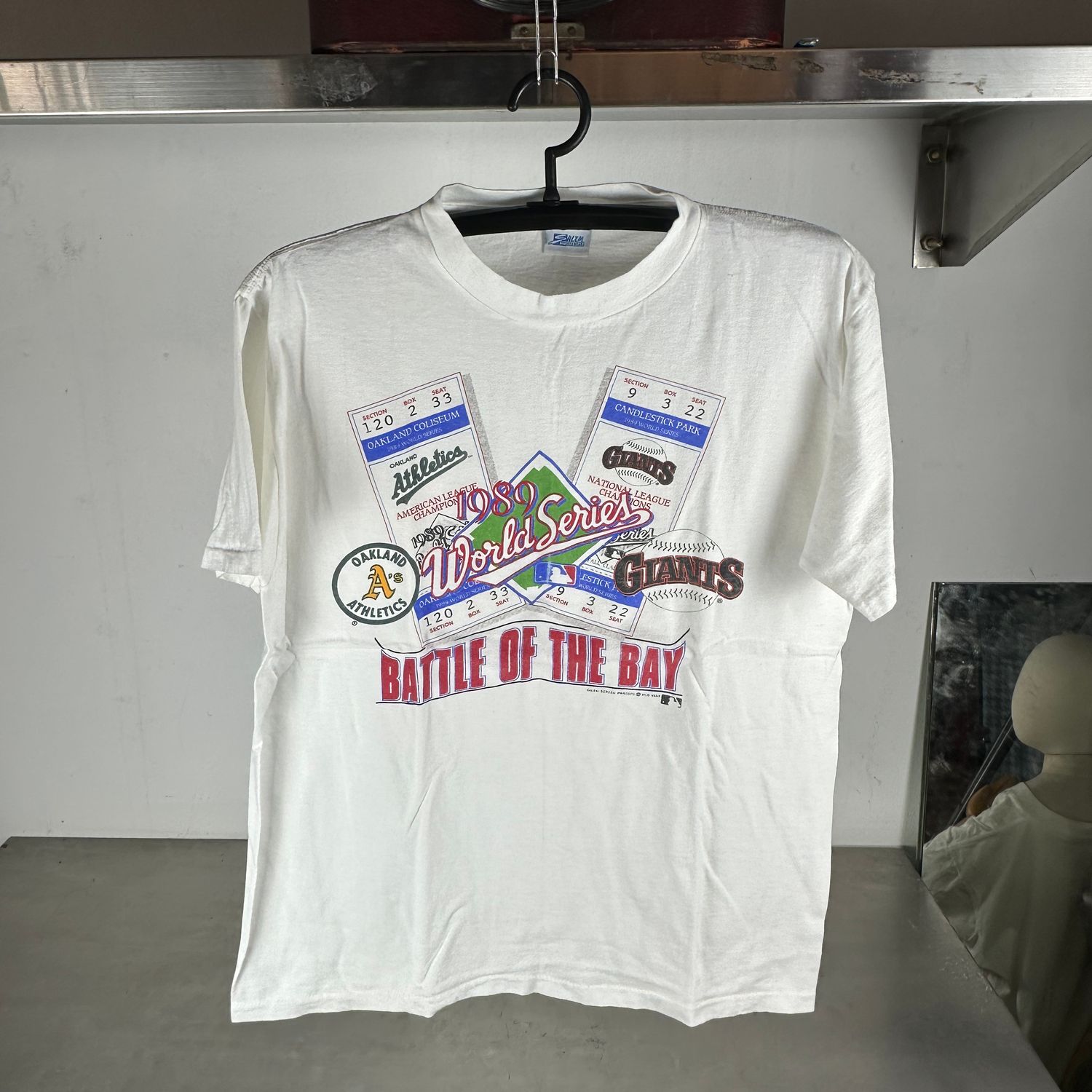 ​Vintage 1989 MLB World Series Battle of the Bay Oakland VS Giants T-shirt