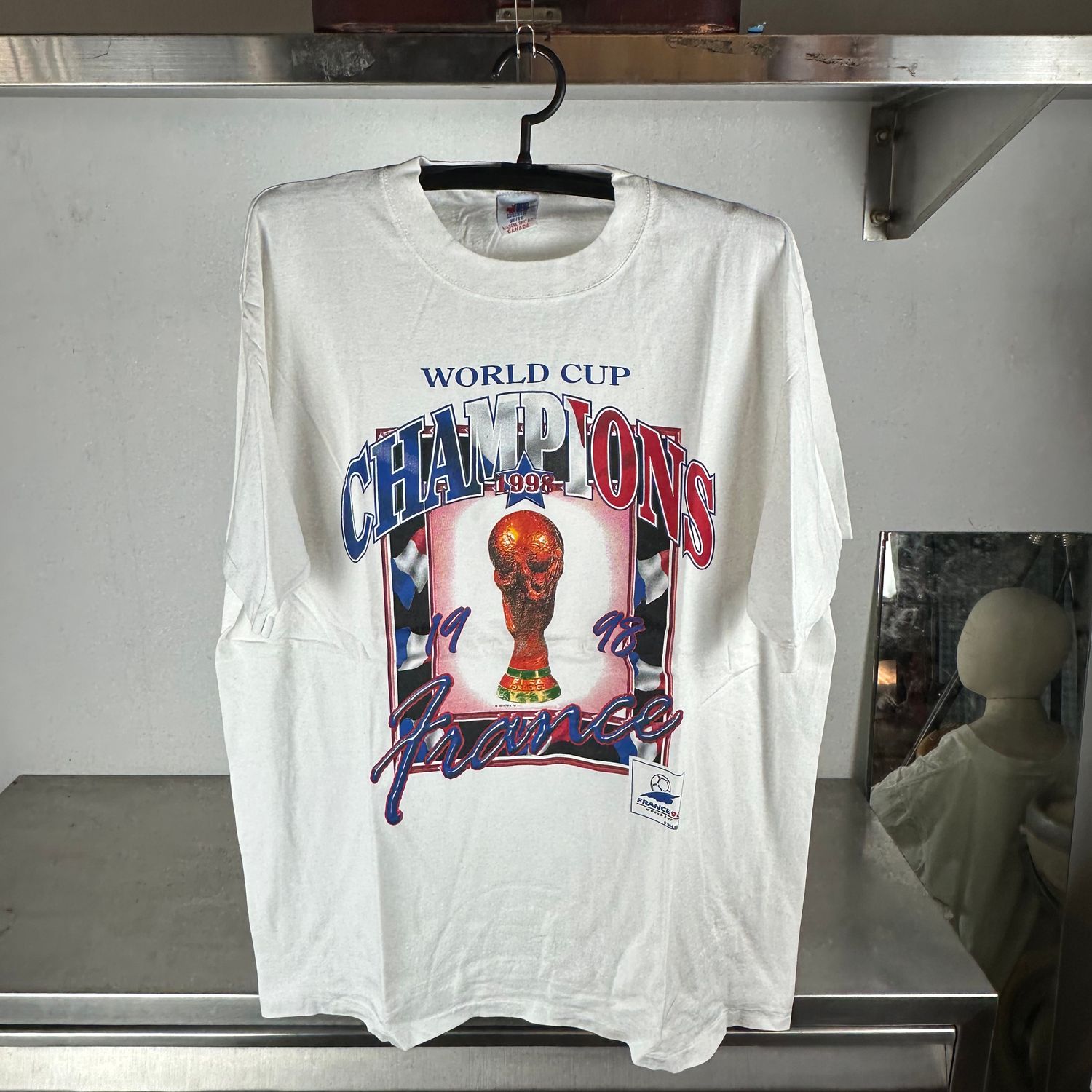 ​Vintage 1998 France Soccer World Cup Champions T-shirt