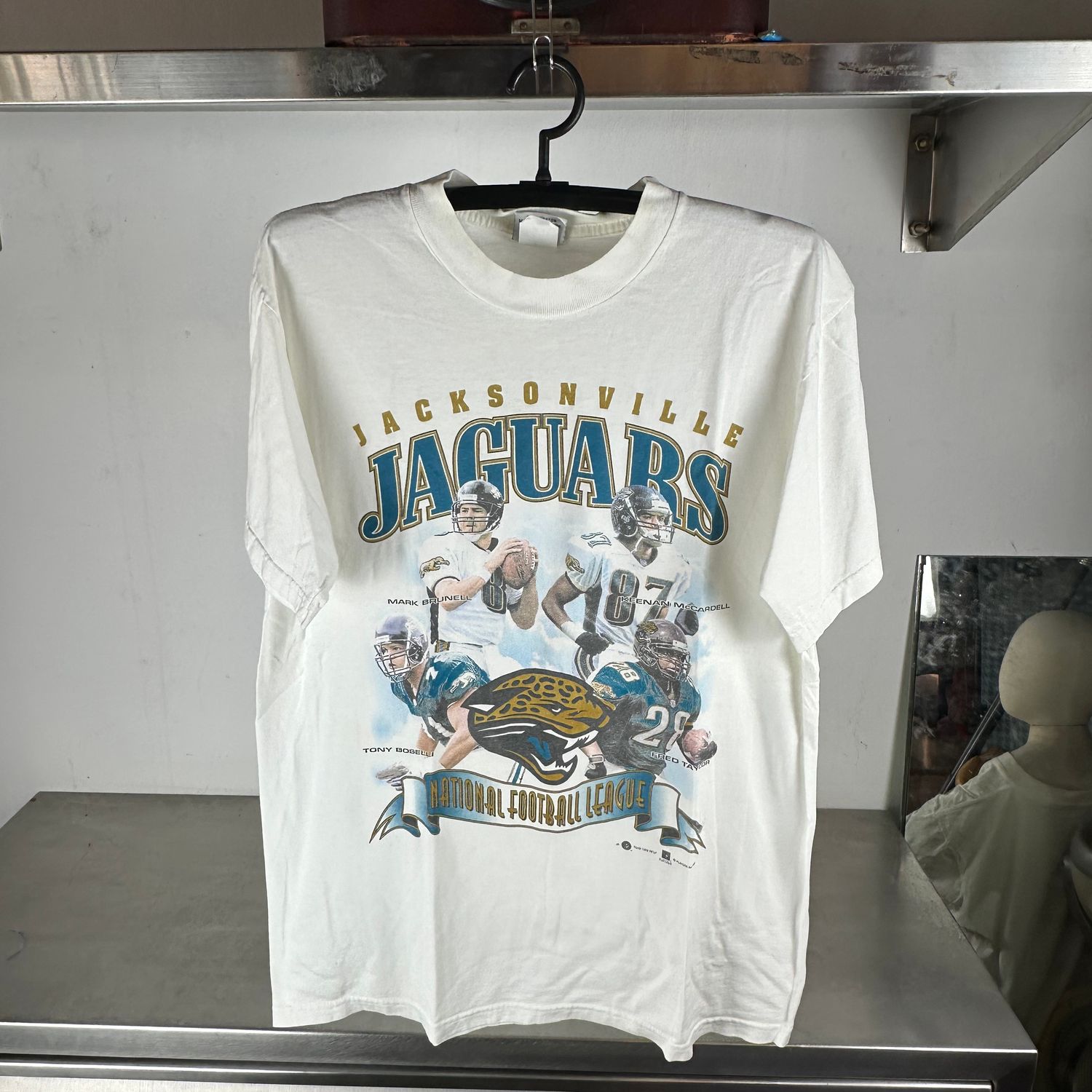 ​Vintage 1999 Jacksonville Jaguars Football NFL T-shirt