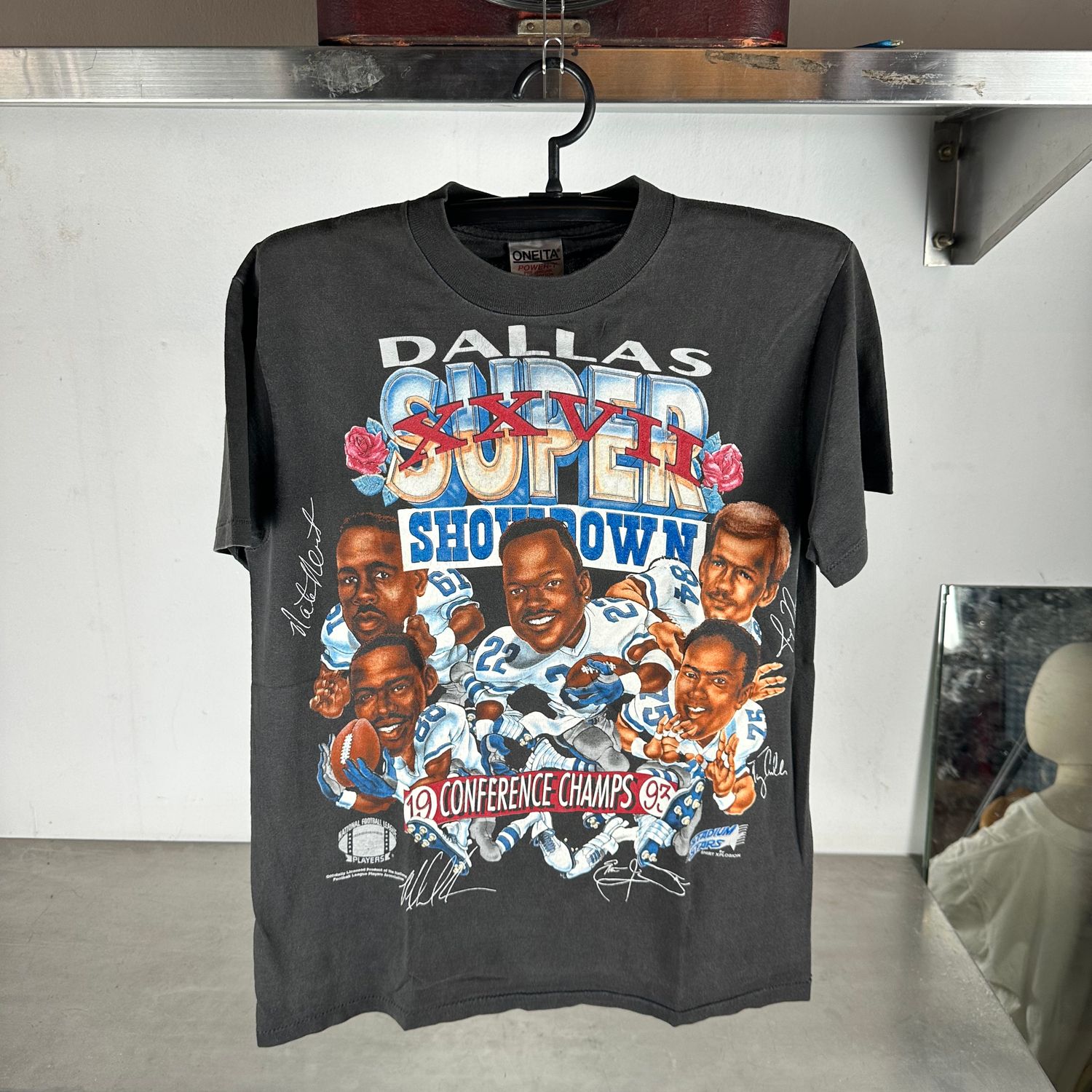 ​Vintage 1993 Dallas Cowboys Super Bowl Showdown NFL Caricature​ T-shirt