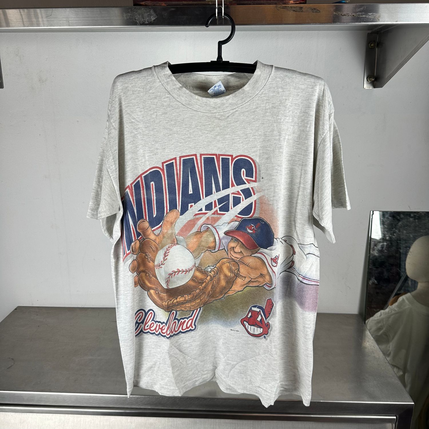 ​Vintage 1994 Cleveland Indians Sox Wraparound MLB Salem Sportswear T-shirt