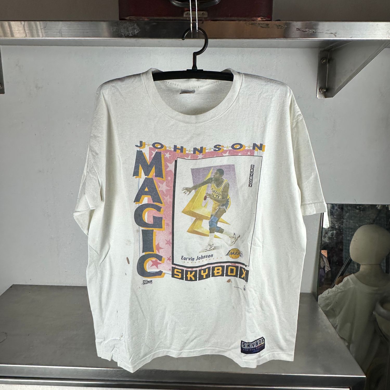​​Vintage 1990 Magic Johnson LA Lakers Skybox NBA T-shirt