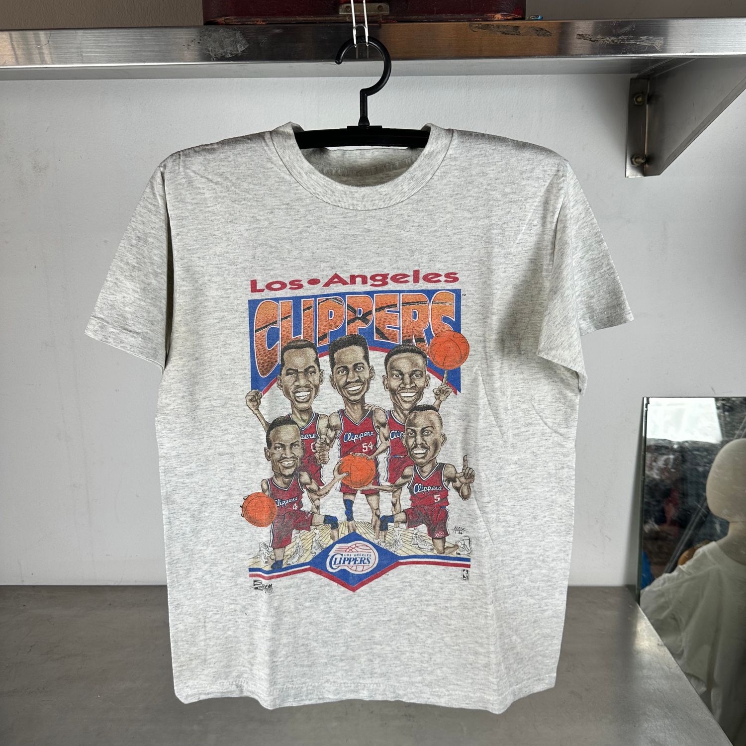 ​​Vintage 1992 Los Angeles Clippers NBA Caricature Large T-Shirt