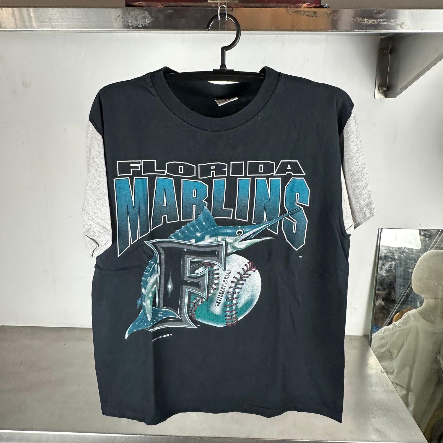 ​​​​​​Vintage 1993 Florida Marlins Baseball MLB Large​ T-Shirt