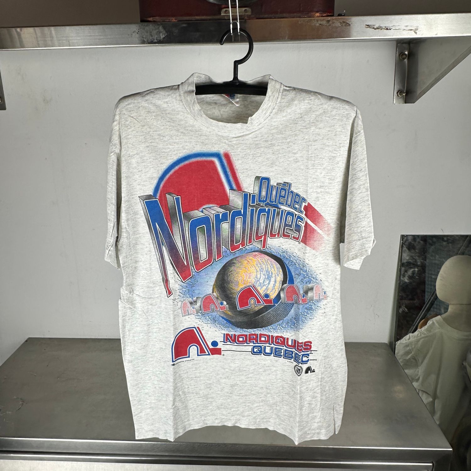 ​Vintage 90s Quebec Nordiques NHL Bulletin Athletic Graphic T-Shirt