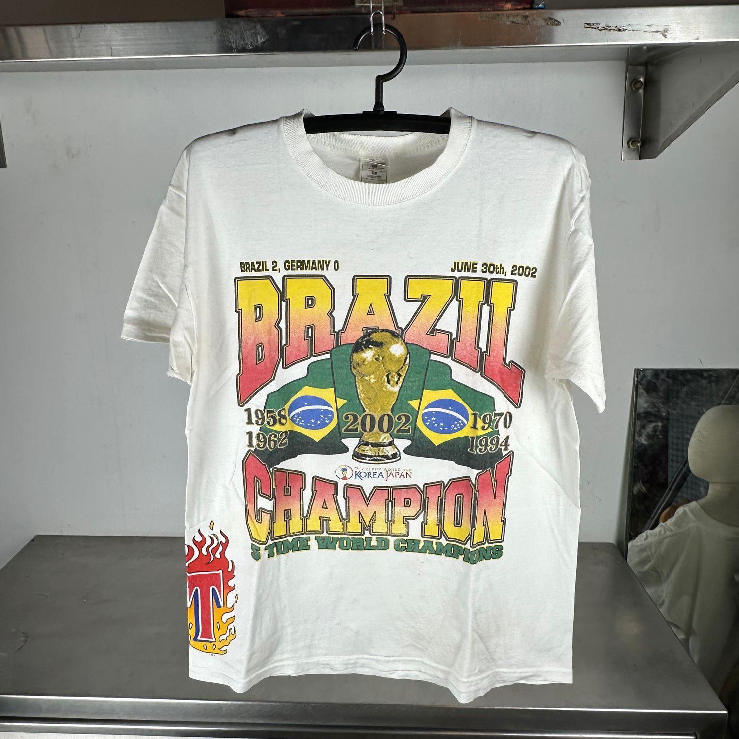 ​Vintage Brazil 2002 Soccer World Cup Champion Graphic T-Shirt