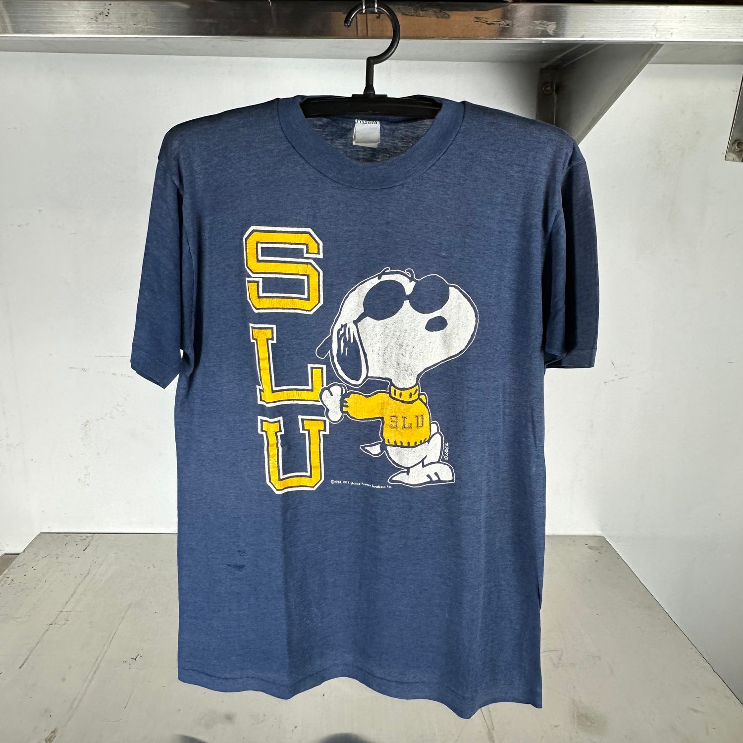 Vintage 1971 Snoopy SLU Saint Louis University Graphic T-Shirt