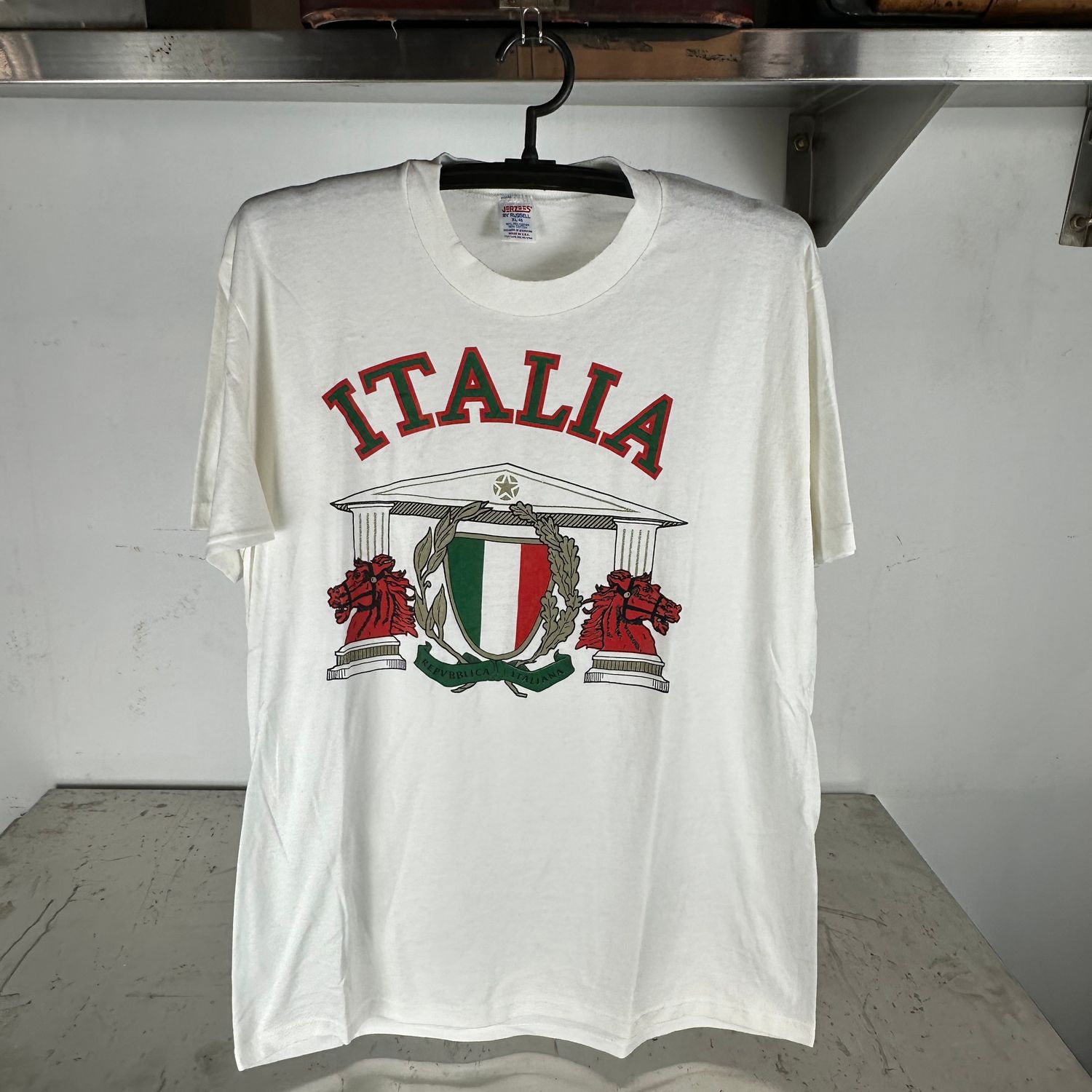 ​Vintage 80s Italia Italy Graphic T-Shirt