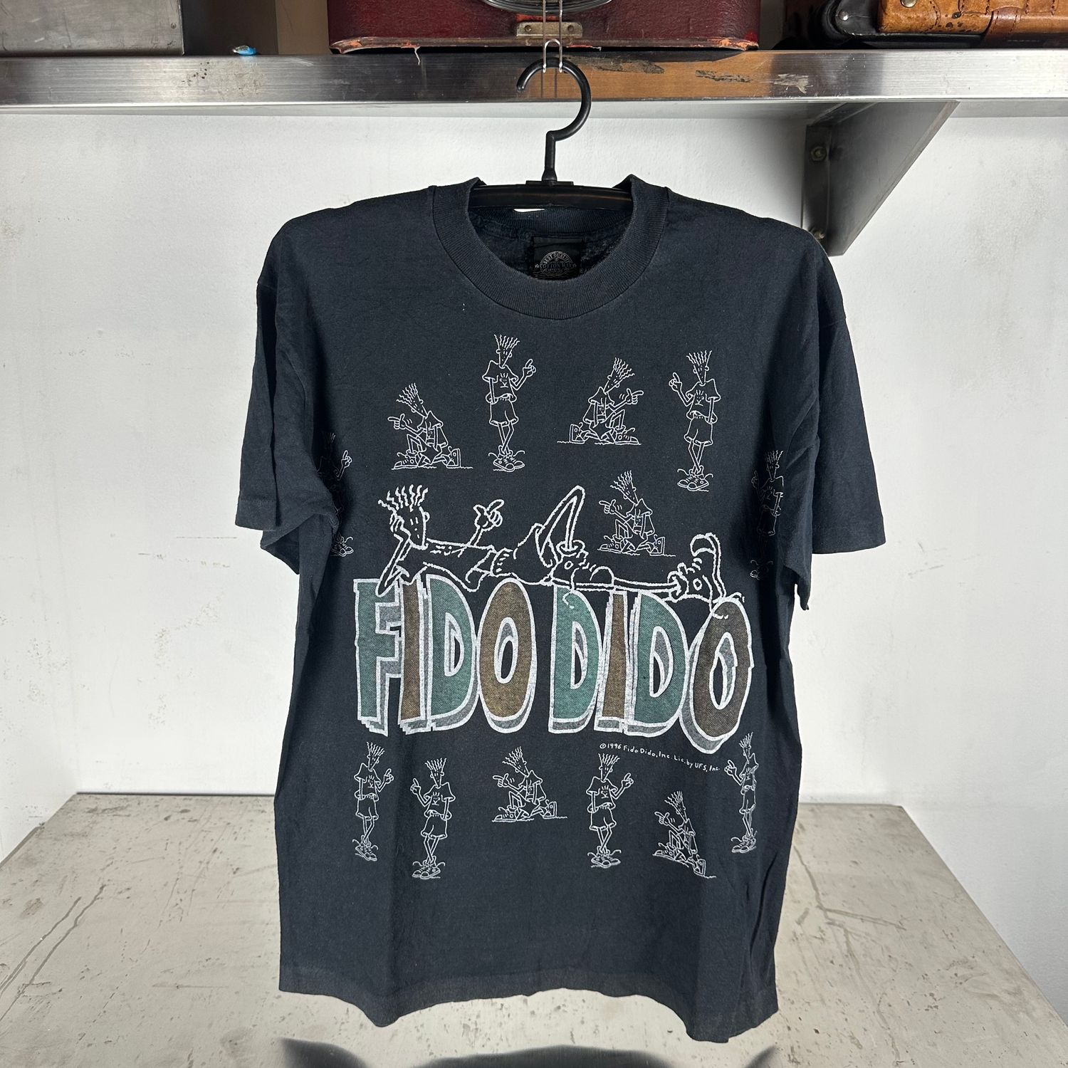 ​Vintage 1996 Fido Dido Cartoon Artwork Graphic T-Shirt