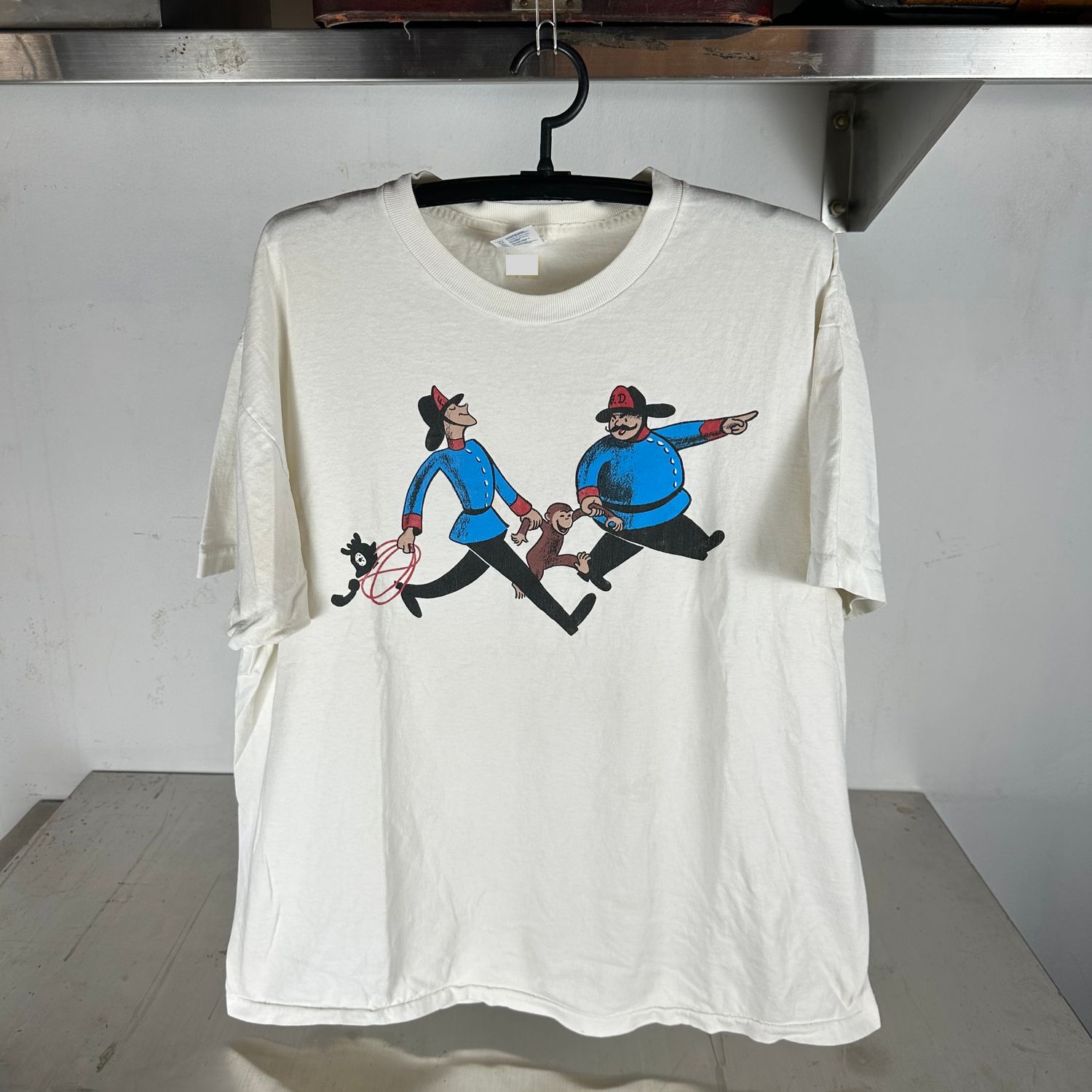 ​Vintage 90s Curious George Cartoon Graphic XL T-Shirt