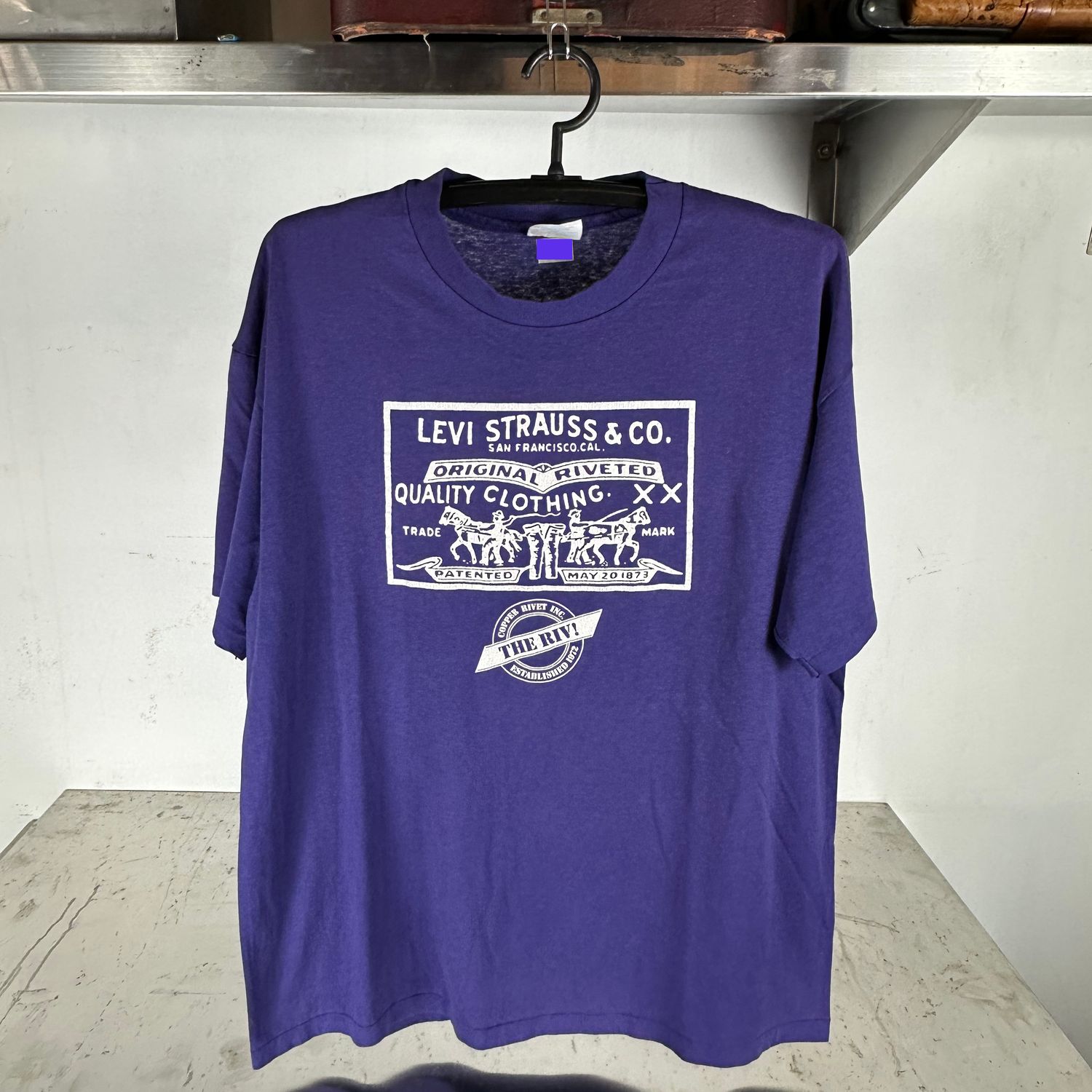 ​Vintage 90s Levi Strauss &amp; Co Promo Graphic XL T-Shirt