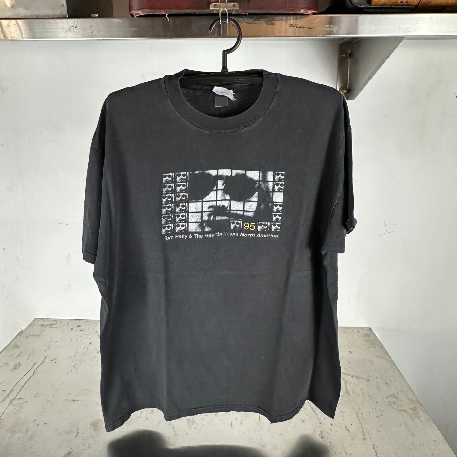 ​Vintage 1995 Tom Petty &amp; The Heartbreakers Tour Concert T-Shirt