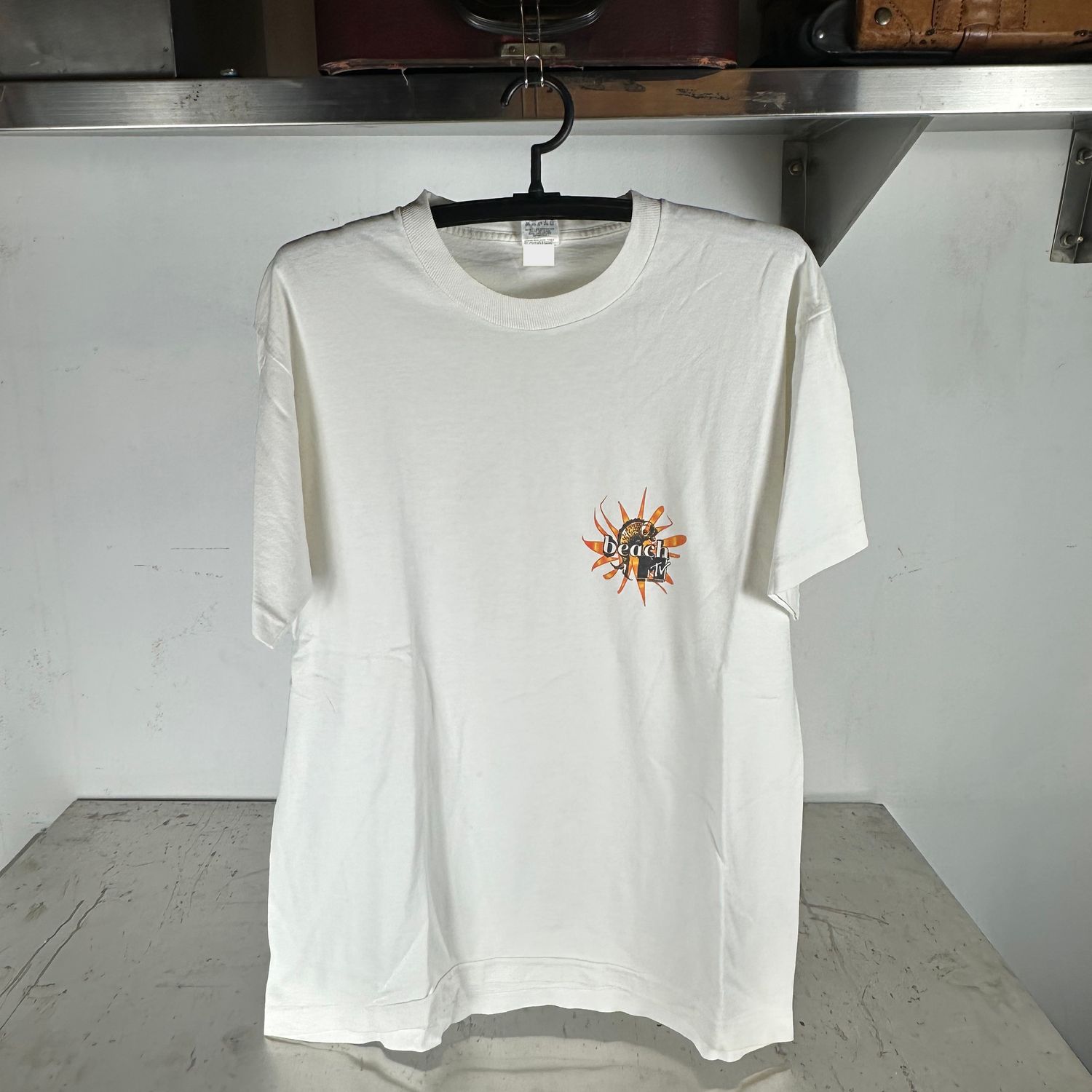 ​Vintage 90s MTV Beach Artwork Promo Graphic Large T-Shirt