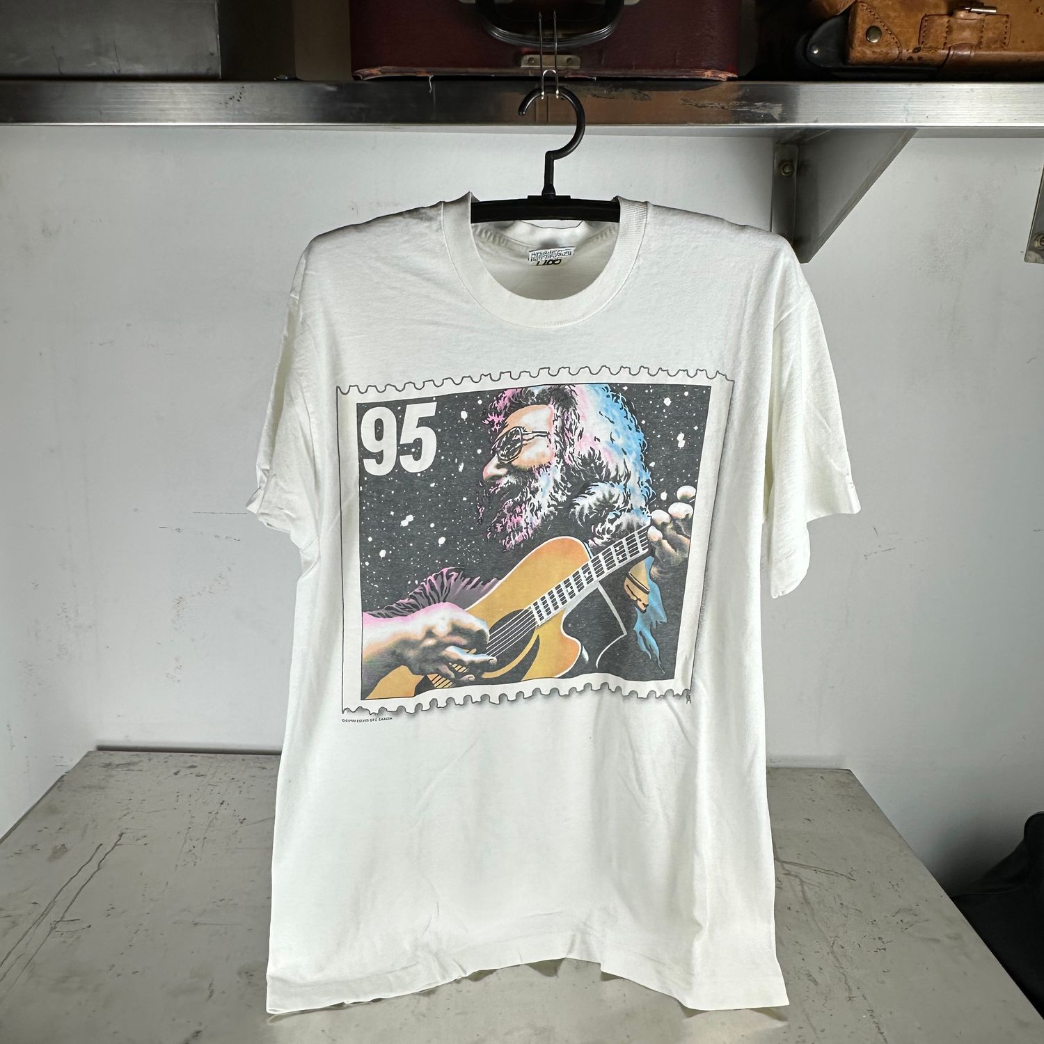 ​Vintage 1995 Jerry Garcia Grateful Dead Liquid Blue Large T-shirt