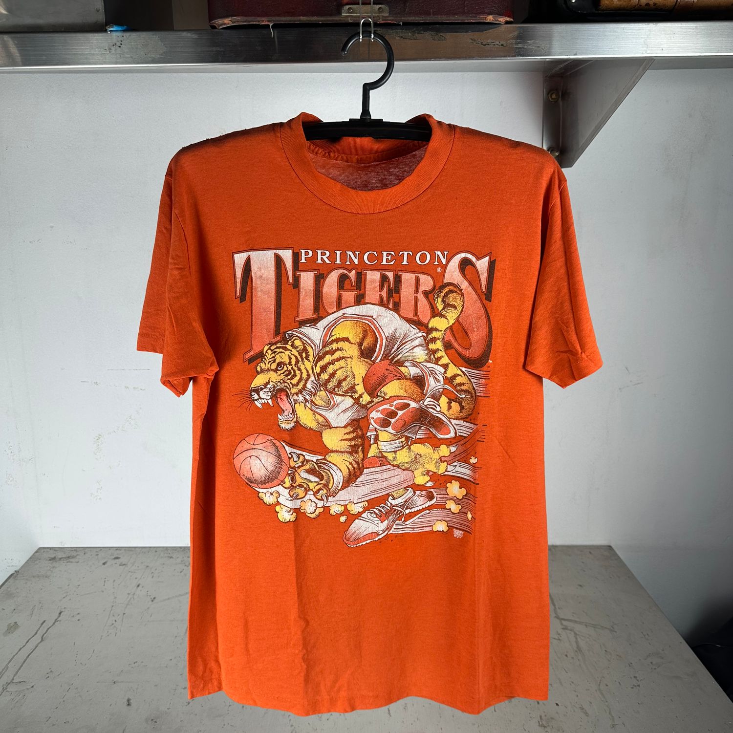 ​​Vintage 90s Princeton Tigers Mascot NCAA Basketball Graphic T-shirt