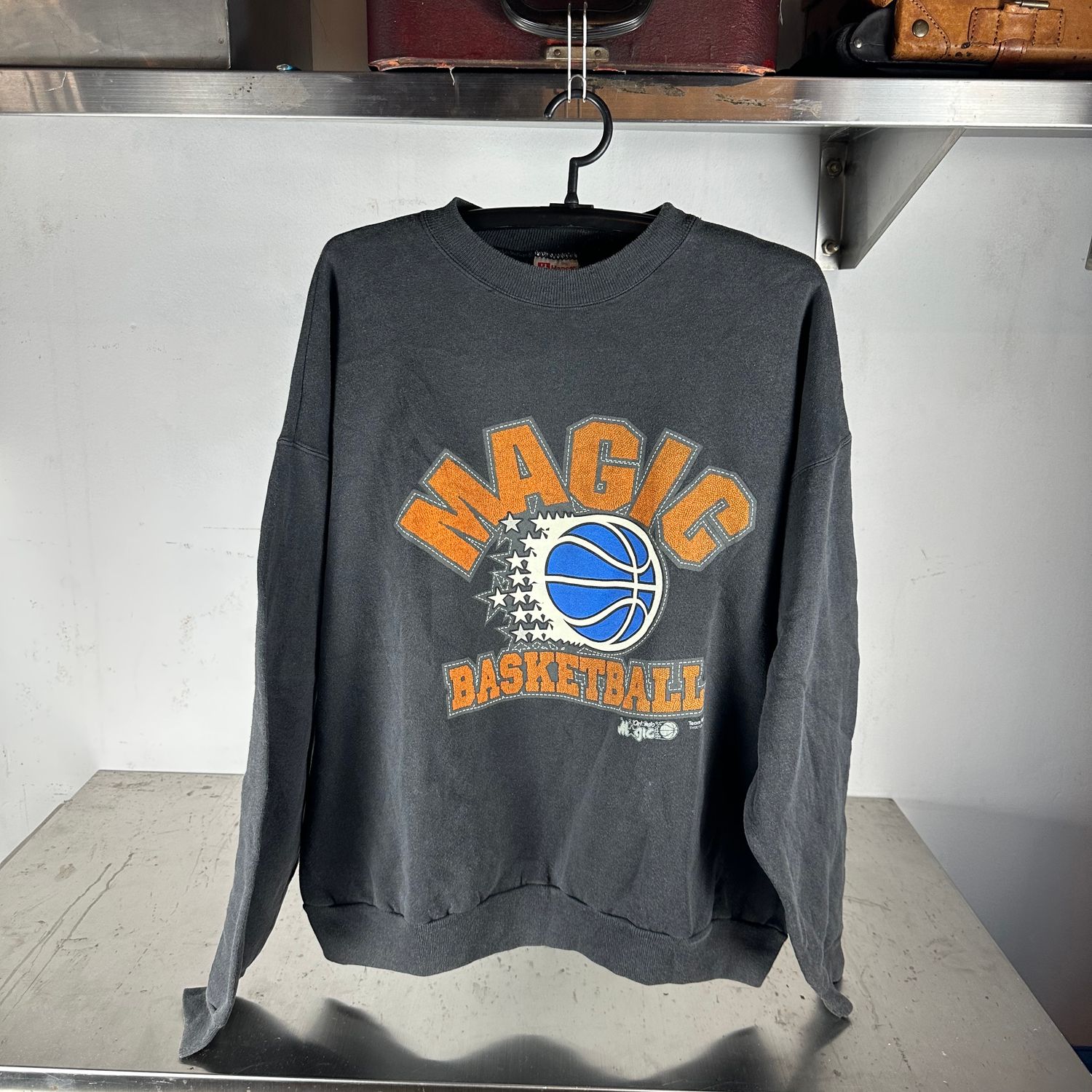 ​​Vintage 90s Orlando Magic Basketball NBA 2XL Sweatshirt