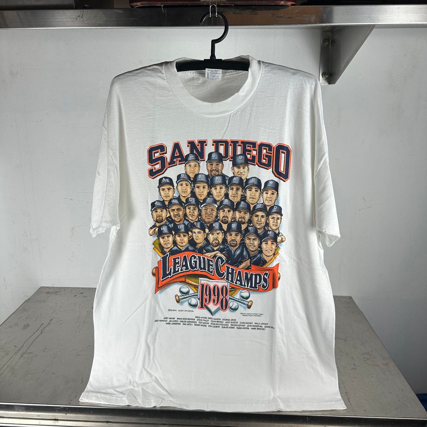 ​​Vintage 1998 San Diego Padres MLB League Champs Caricature XL T-shirt