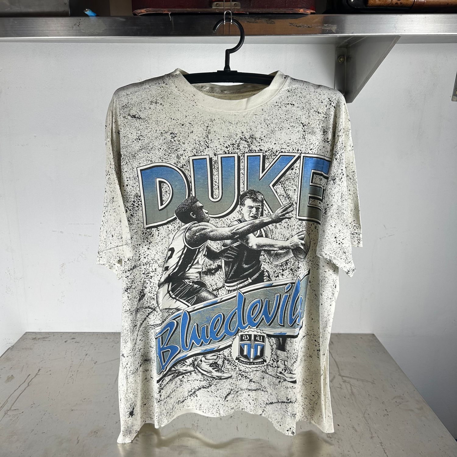 ​​Vintage 90s Duke Blue Devils Basketball NCAA AOP XL T-shirt