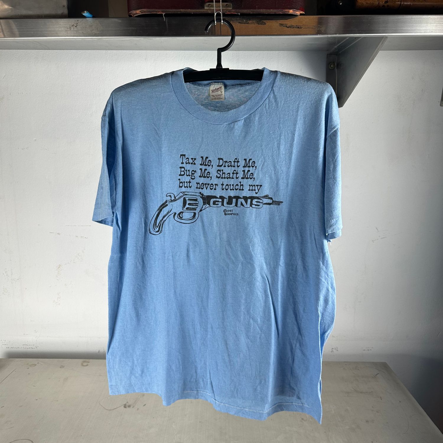 ​​Vintage 1982 Never Touch My Gun Revolver Gun Firearm Graphic T-shirt