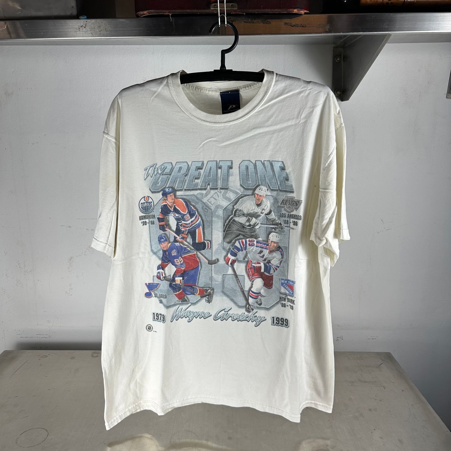 ​​Vintage 90s Wayne Gretzky The Great One NHL Graphic T-shirt