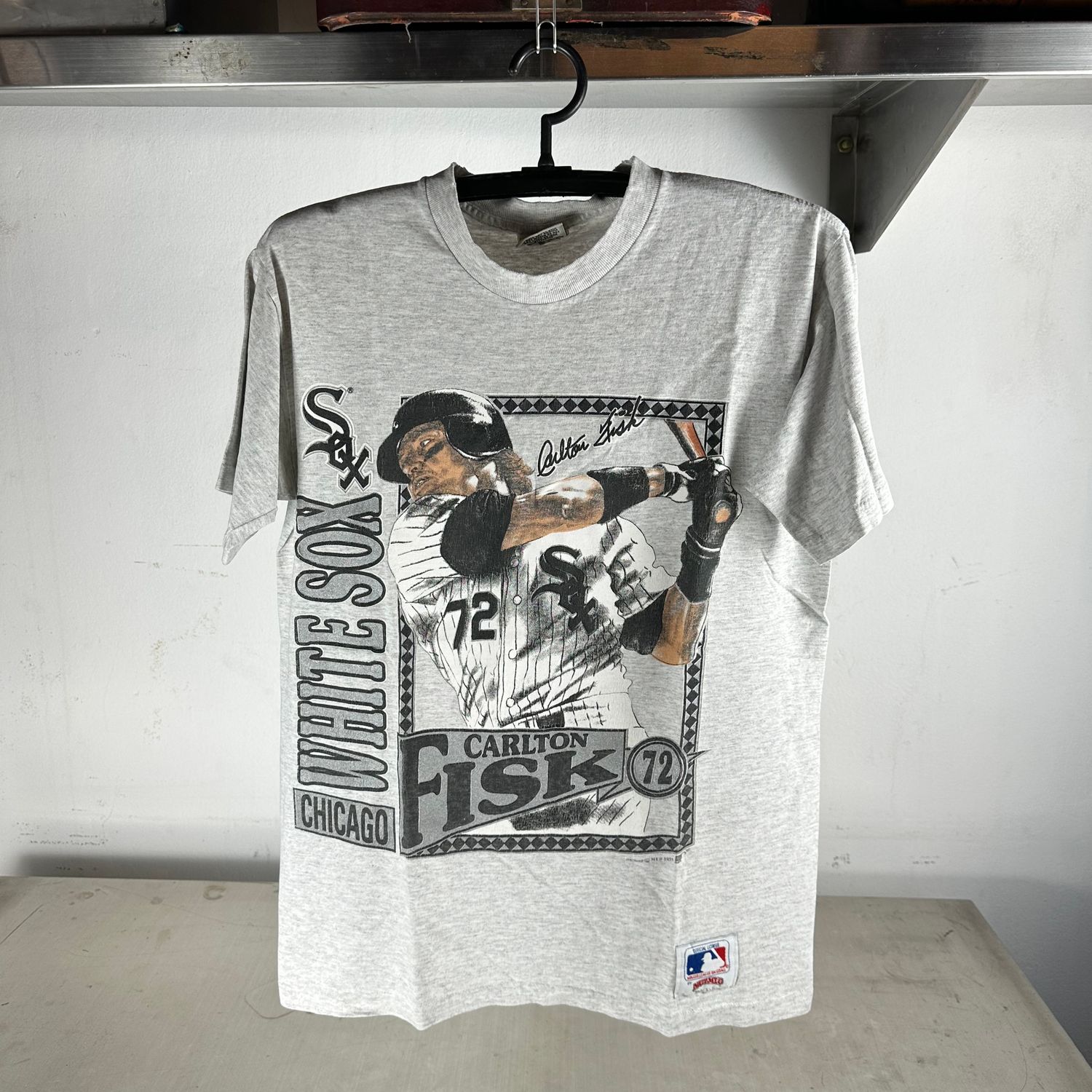 ​Vintage 1991 Carlton Fisk Chicago White Sox MLB Nutmeg T-shirt