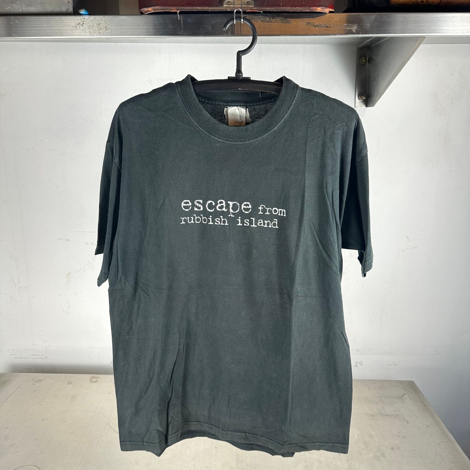 ​Vintage 2004 The Wonder Stuff Escape From Rubbish Island Alternative Rock Band T-Shirt