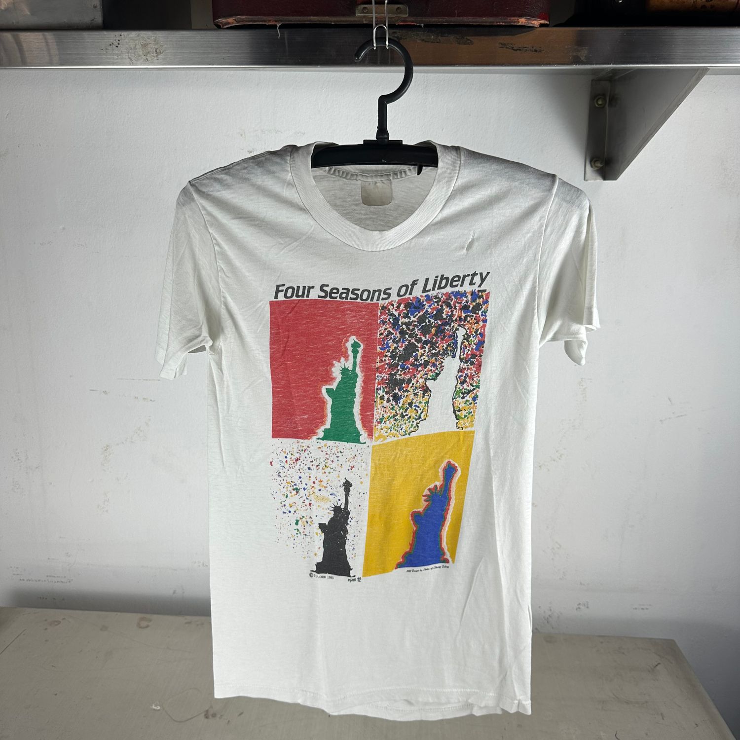 ​​​​Vintage 1985 Four Seasons Of Liberty Statue of Liberty Artwork T-Shirt