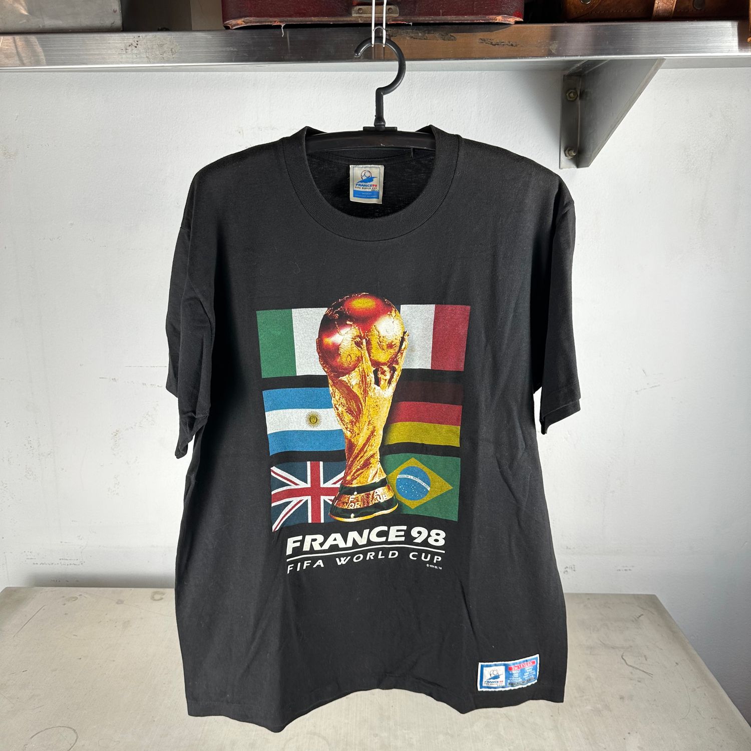 ​Vintage FIFA 1998 France Soccer World Cup Graphic T-Shirt