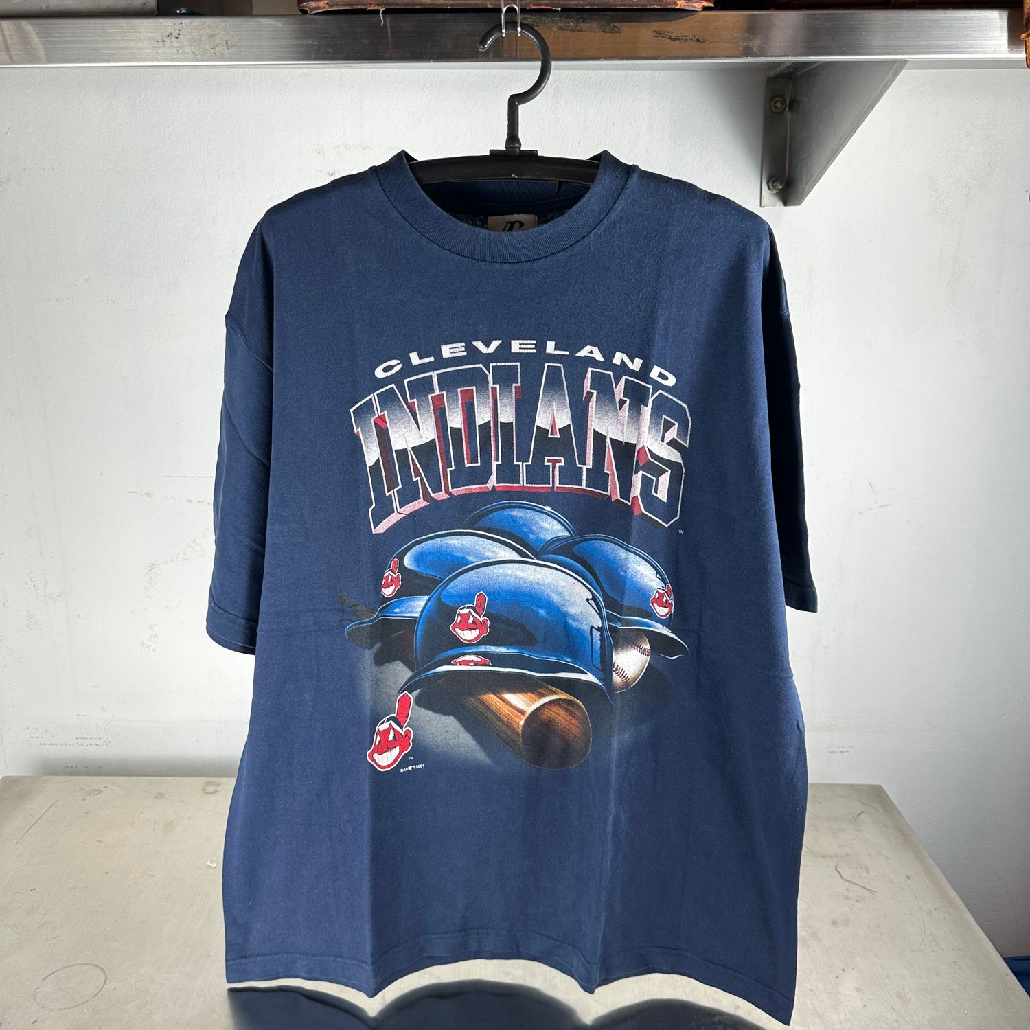 ​Vintage 2001 Cleveland Indians MLB Baseball Graphic T-Shirt