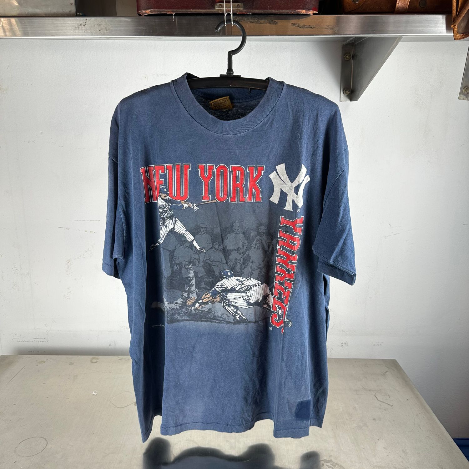 ​Vintage 90s New York Yankees Baseball MLB Nutmeg T-Shirt