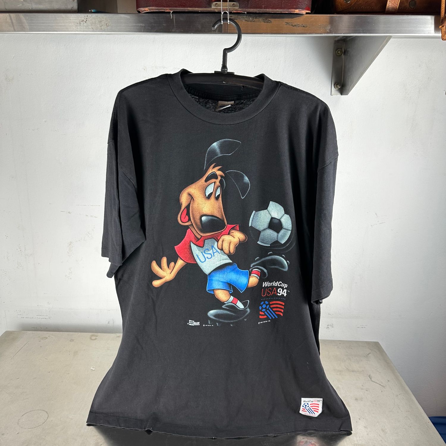 ​Vintage 1994 USA Soccer World Cup Dog Mascot Salem Sportswear T-Shirt