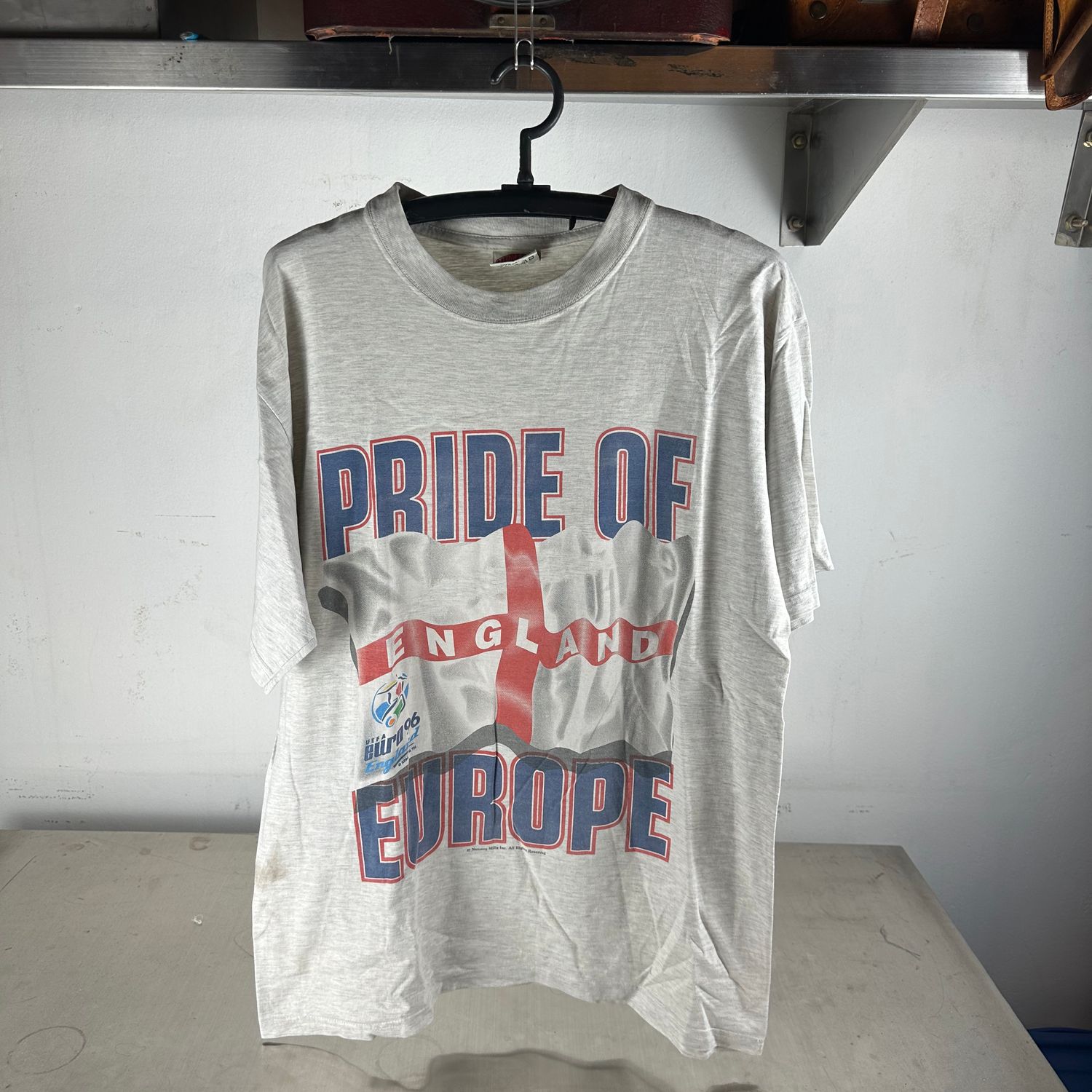 ​Vintage UEFA Euro 1996 England Pride of Europe Soccer T-Shirt