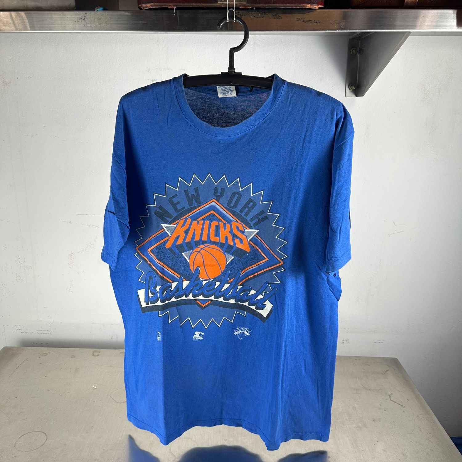 ​Vintage 90s New York Knicks Basketball NBA Starter T-Shirt