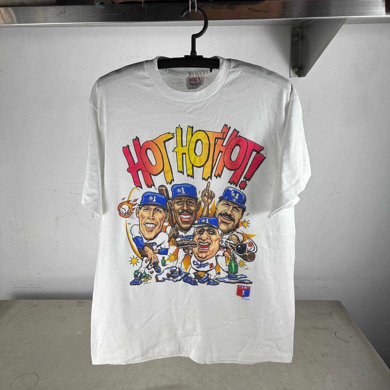 ​​​Vintage 1988 Los Angeles Dodgers MLB Champs Hot Hot Hot Caricature T-Shirt