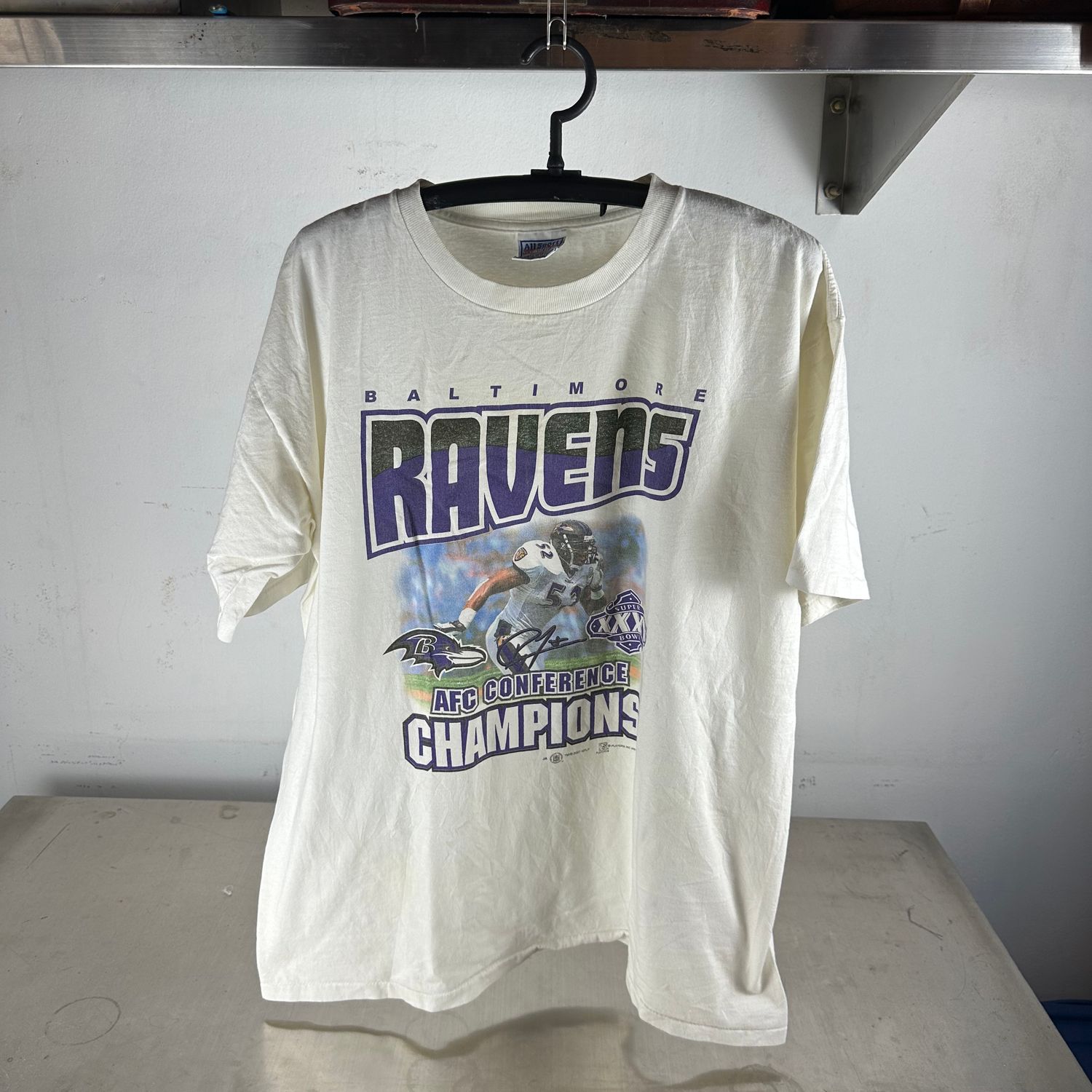 ​​​Vintage 2001 Ray Lewis Baltimore Ravens NFL AFC Champions T-Shirt